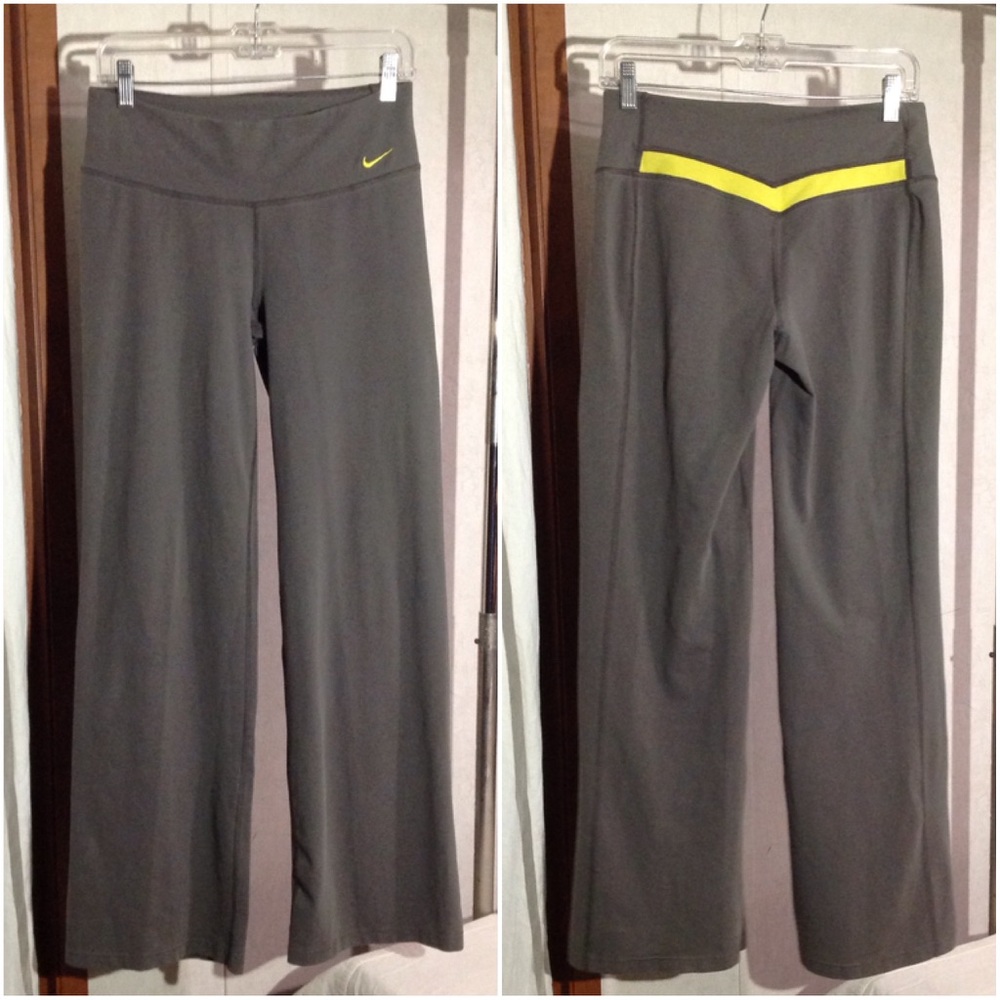 Women's Size S Nike Dri-Fit Athletic Pants
